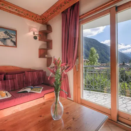 Le Cristal Gm19 Mountain View, Pool & Parking- Happy Apartman