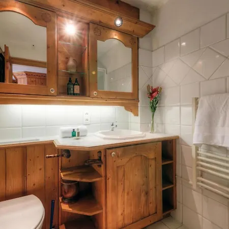 Le Cristal Gm19 Mountain View, Pool & Parking- Happy Apartman