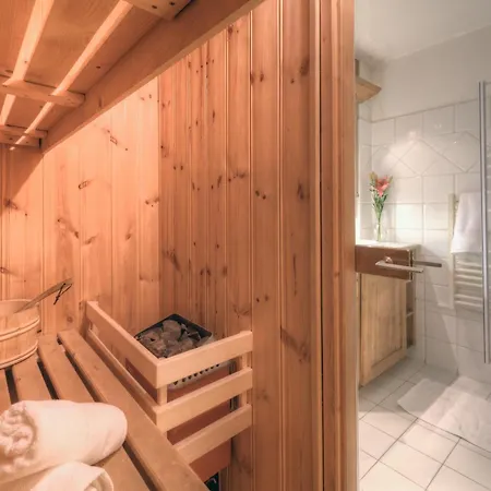 Le Cristal Gm19 Mountain View, Pool & Parking- Happy Chamonix