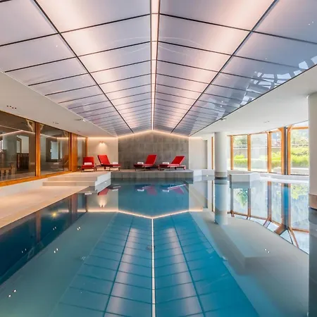 Apartman Le Cristal Gm19 Mountain View, Pool & Parking- Happy