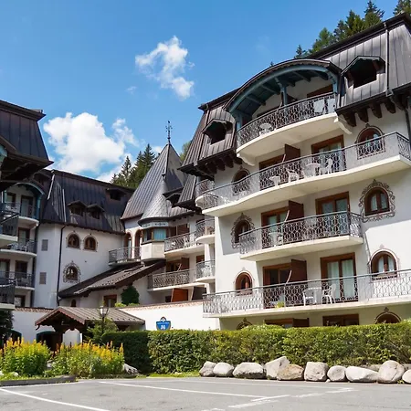 Apartman Le Cristal Gm19 Mountain View, Pool & Parking- Happy *